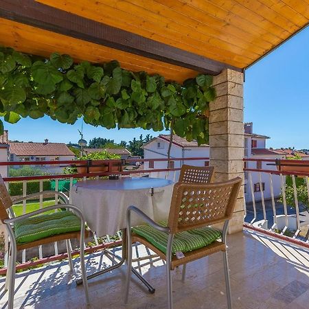 Ruzica Apartamento Poreč Exterior foto